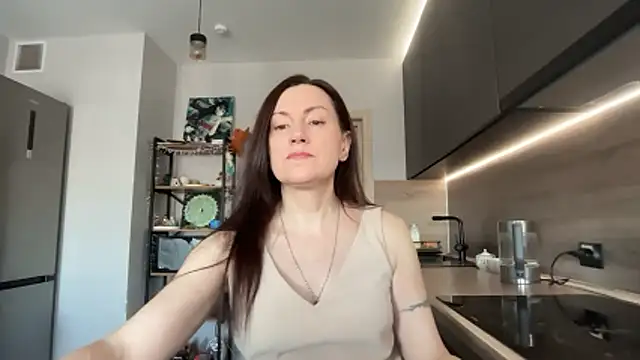 Snapshot of jainesummer chatting on 03/06/26, 08:44 jainesummer online show from 03/06/26, 08:44