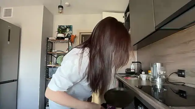 Snapshot of jainesummer chatting on 04/08/26, 08:47 jainesummer online show from 04/08/26, 08:47