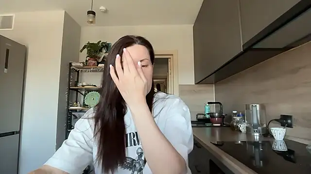 Snapshot of jainesummer chatting on 04/20/26, 10:07 jainesummer online show from 04/20/26, 10:07