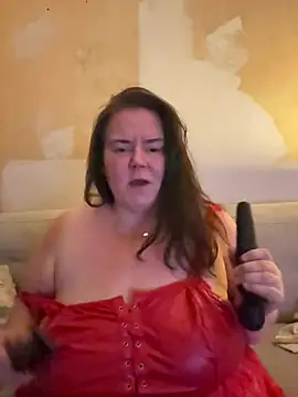 Snapshot of Viola_SassyX chatting on 07/19/26, 01:31 Viola SassyX online show from 07/19/26, 01:31