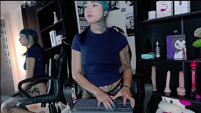 Snapshot of yulianademond66 chatting on 03/10/26, 02:00 yulianademond66 online show from 03/10/26, 02:00