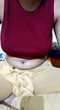 Snapshot of Ammualagitamil chatting on 01/10/25, 08:37 Ammualagitamil online show from 01/10/25, 08:37