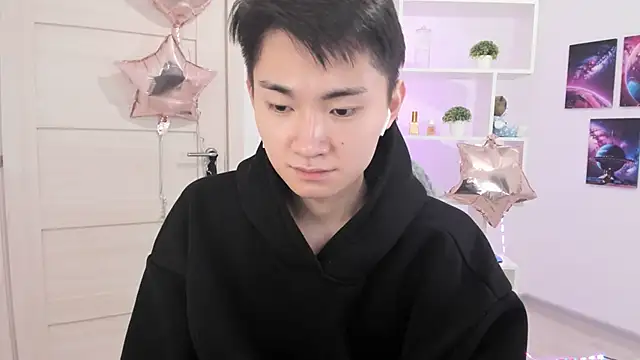 Miram Yu online show from 12/08/24, 11:19