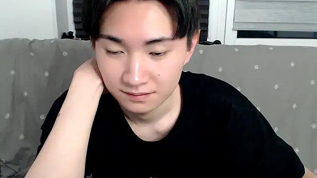 Miram Yu online show from 01/31/25, 08:22