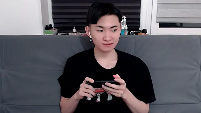 Miram Yu online show from 02/07/25, 09:48