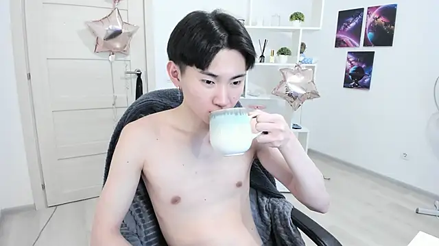 Miram Yu online show from 02/28/25, 04:10