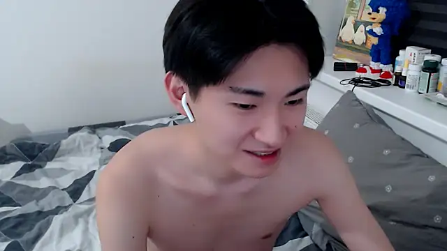 Snapshot of Miram_Yu chatting on 05/03/26, 07:53 Miram Yu online show from 05/03/26, 07:53