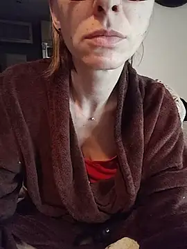 Snapshot of Cplhdef chatting on 03/01/26, 07:27 Cplhdef online show from 03/01/26, 07:27