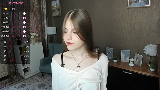 Snapshot of DarleneHatt chatting on 01/30/25, 07:29 DarleneHatt online show from 01/30/25, 07:29