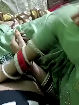 Snapshot of QUEEN-X-CPL chatting on 12/21/24, 05:07 QUEEN-X-CPL online show from 12/21/24, 05:07