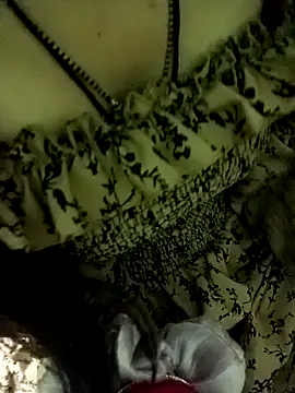 Snapshot of QUEEN-X-CPL chatting on 02/21/25, 05:31 QUEEN-X-CPL online show from 02/21/25, 05:31