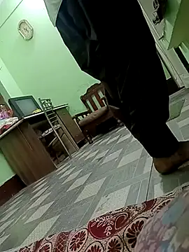 Snapshot of QUEEN-X-CPL chatting on 03/07/25, 05:38 QUEEN-X-CPL online show from 03/07/25, 05:38