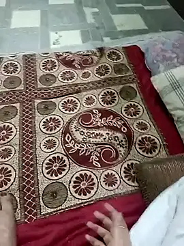 Snapshot of QUEEN-X-CPL chatting on 03/10/25, 05:29 QUEEN-X-CPL online show from 03/10/25, 05:29