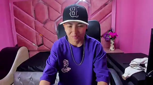 Im Mathias online show from 01/29/25, 02:40