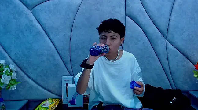 Im Mathias online show from 03/21/25, 02:50