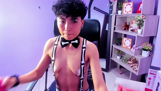 Im Mathias online show from 10/26/25, 05:02