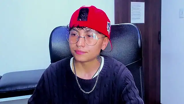 Snapshot of Im_Mathias chatting on 02/21/26, 12:55 Im Mathias online show from 02/21/26, 12:55