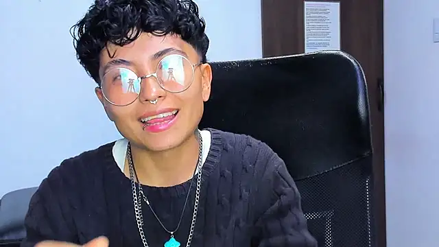 Snapshot of Im_Mathias chatting on 02/22/26, 02:45 Im Mathias online show from 02/22/26, 02:45