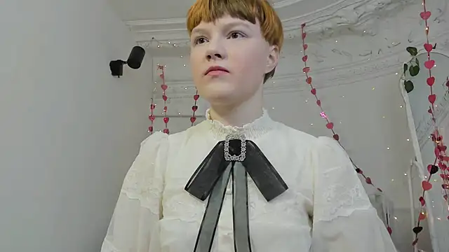 DreamyLuna online show from 01/21/25, 08:32