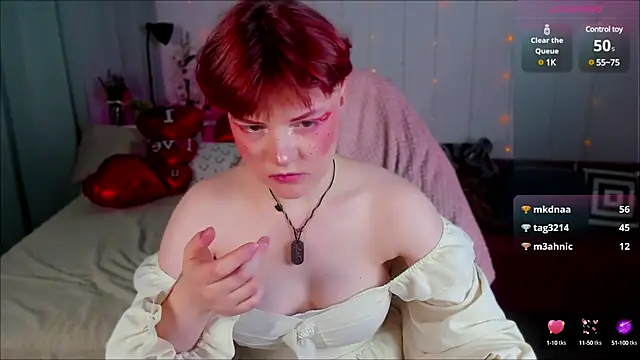 DreamyLuna online show from 02/05/25, 03:45