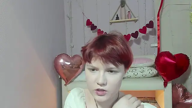 DreamyLuna online show from 02/07/25, 08:42