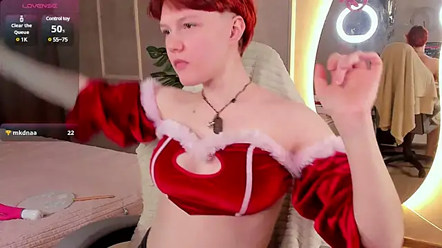 DreamyLuna online show from 02/10/25, 12:19