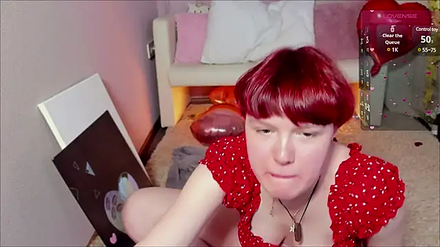 DreamyLuna online show from 02/13/25, 11:58