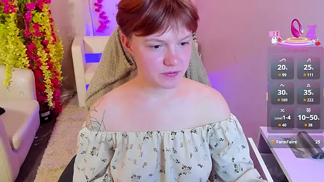 DreamyLuna online show from 09/11/25, 08:42