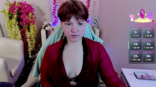 DreamyLuna online show from 09/17/25, 08:43