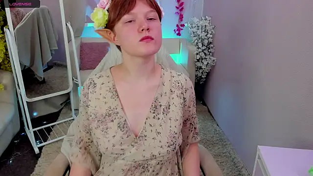 DreamyLuna online show from 10/04/25, 08:18