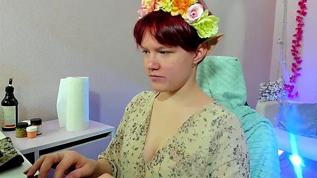 DreamyLuna online show from 10/08/25, 08:28