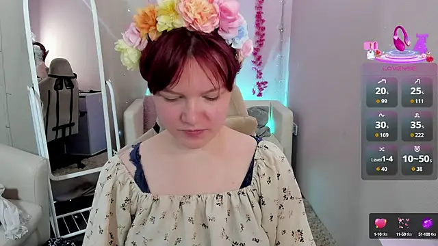 DreamyLuna online show from 10/11/25, 08:40