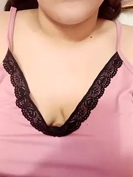 Hotoufia38 online show from 01/27/25, 06:09