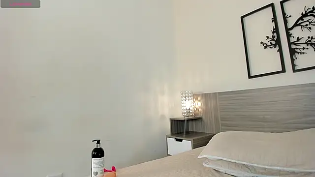 AmaraVelez online show from 01/22/25, 03:40