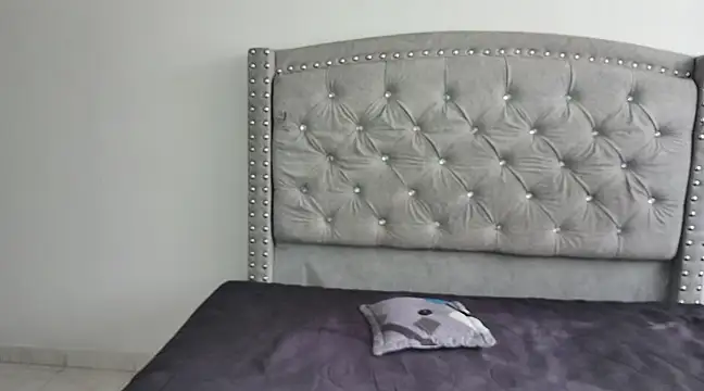 Nesuko kamado  online show from 03/05/25, 04:02