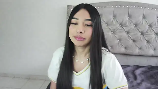 Nesuko kamado  online show from 09/09/25, 03:00