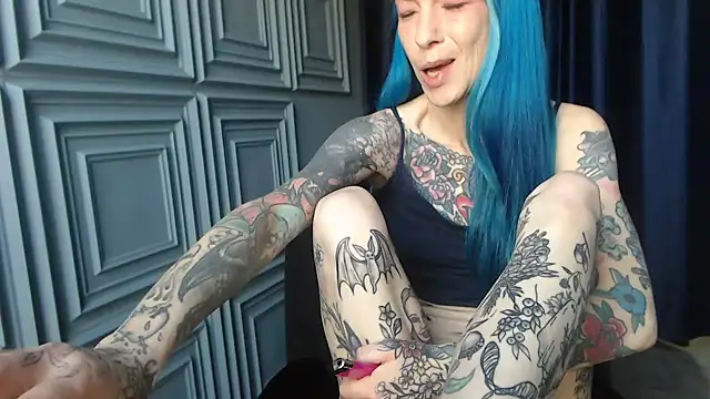 Snapshot of RavenryderUK chatting on 03/18/26, 09:34 RavenryderUK online show from 03/18/26, 09:34