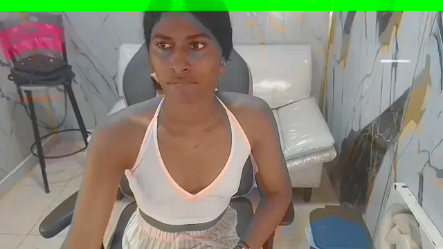 Snapshot of angelica_sexy1 chatting on 10/16/25, 07:15 angelica sexy1 online show from 10/16/25, 07:15