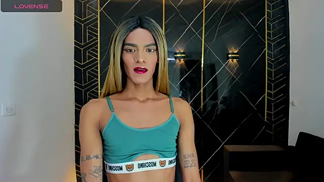 Isabella stanford2 online show from 12/28/24, 04:08