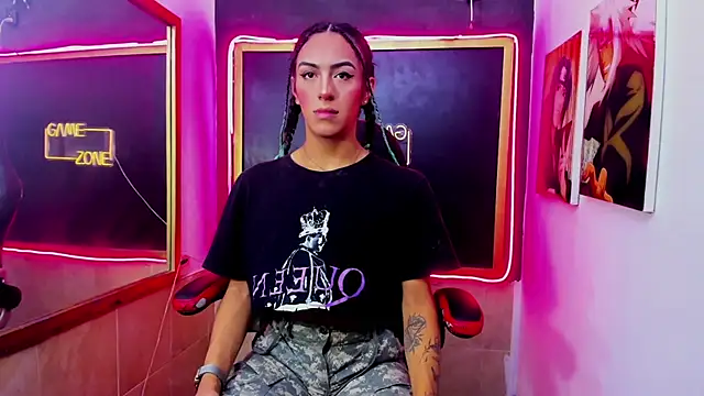 Snapshot of Isabella_stanford2 chatting on 11/08/25, 07:23 Isabella stanford2 online show from 11/08/25, 07:23