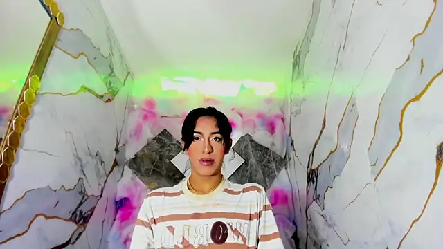 Snapshot of Isabella_stanford2 chatting on 12/04/25, 09:23 Isabella stanford2 online show from 12/04/25, 09:23