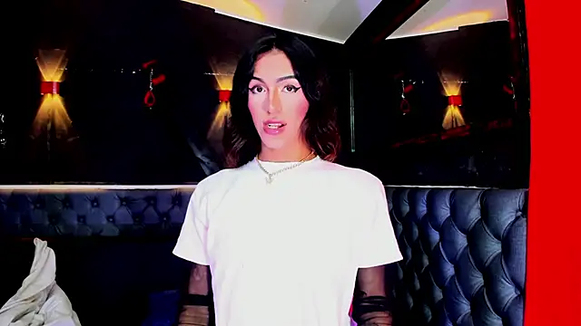 Isabella stanford2 online show from 12/20/25, 06:37