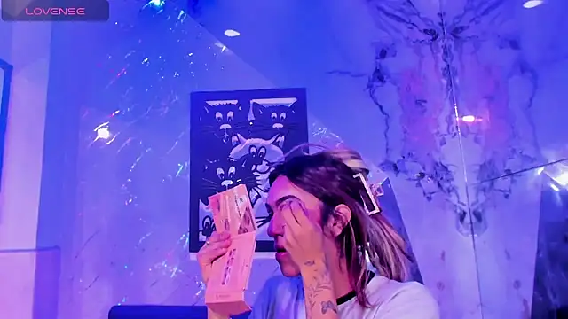 Snapshot of Isabella_stanford2 chatting on 04/16/26, 12:17 Isabella stanford2 online show from 04/16/26, 12:17