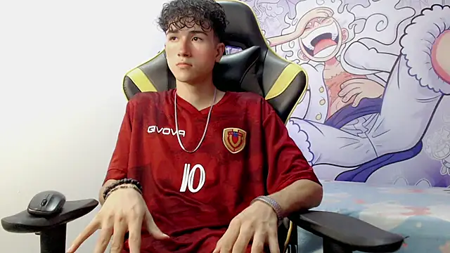 johnny cagee online show from 12/29/24, 04:16