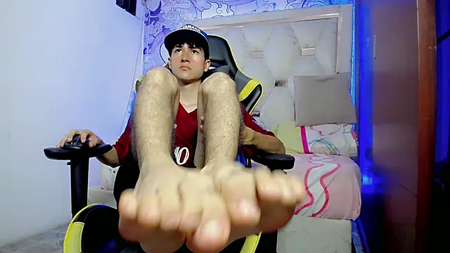 johnny cagee online show from 11/26/25, 04:24