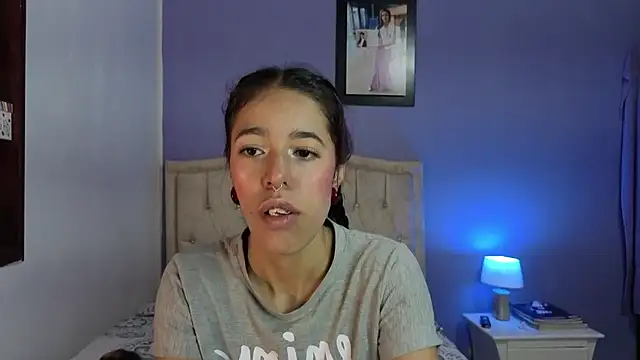 Snapshot of stephania_t chatting on 04/23/26, 02:41 stephania t online show from 04/23/26, 02:41
