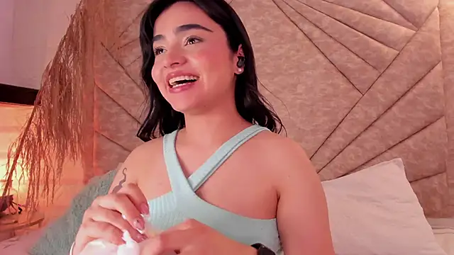 ConnieFontane online show from 03/16/25, 07:37