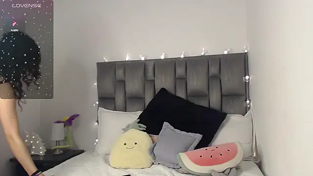 julz 03 online show from 12/26/24, 02:48