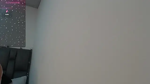 julz 03 online show from 01/04/25, 04:22