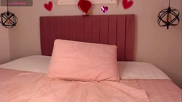 julz 03 online show from 03/08/25, 11:07